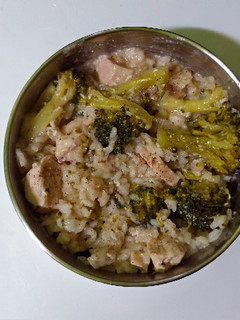 蕈菇濃湯花椰菜燉飯 (快煮鍋 的食譜成品照片