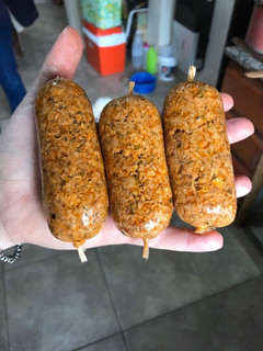 Una foto de Chorizos Veganos