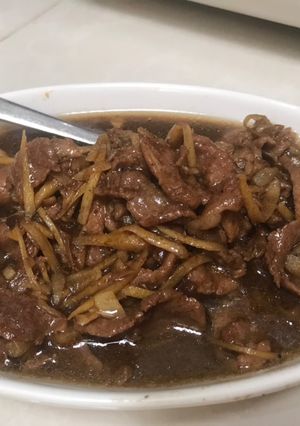Foto resep Daging Ayam/Babi masak jahe/ chau khiong si