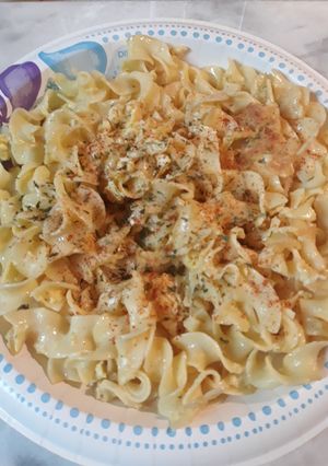A picture of Eggs and Egg Noodles.