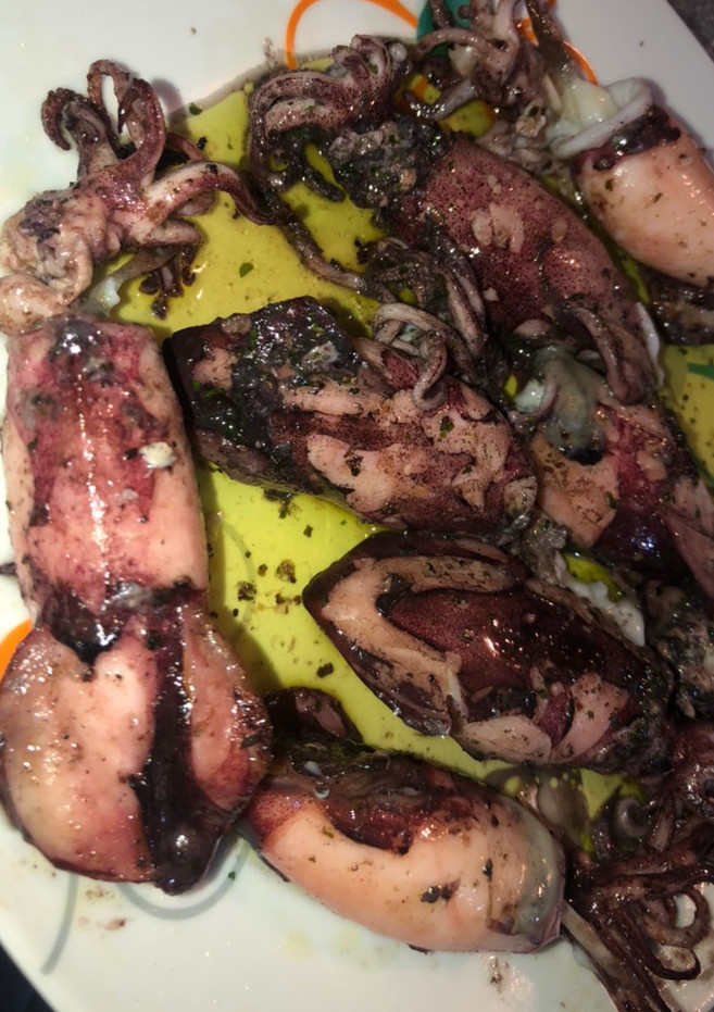 Una foto de Chipirones en salsa verde