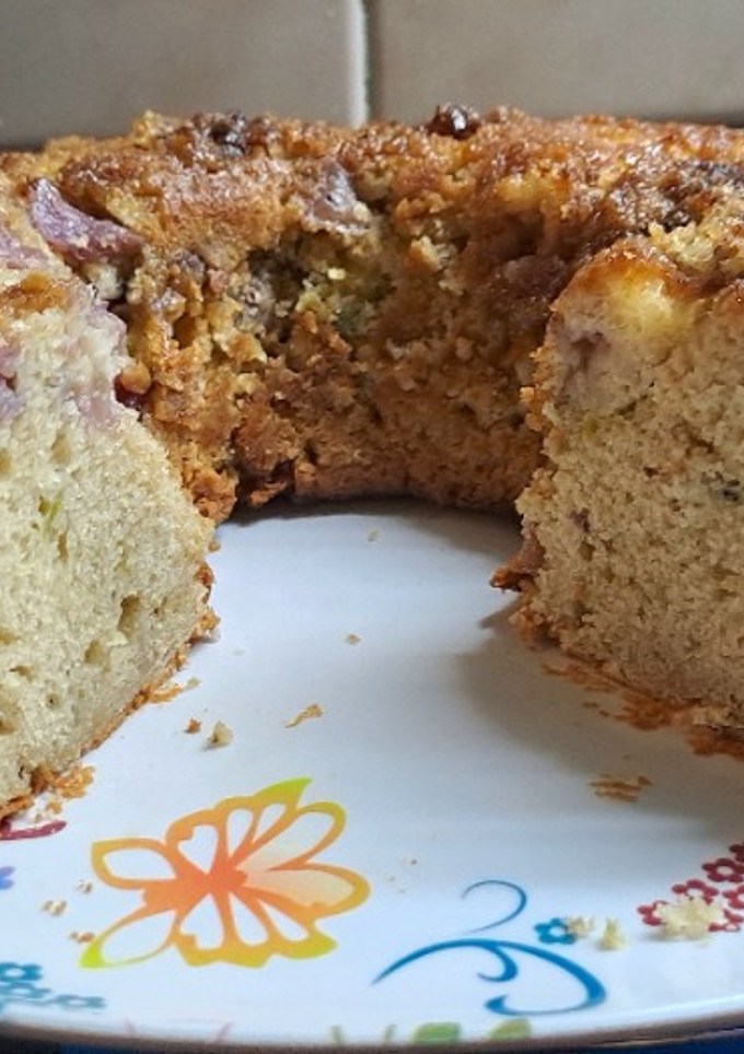 Una foto de Budín húmedo de uvas y kiwis sin manteca