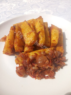 A picture of Spicy fried yam.