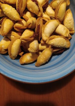 Una foto de Tortelines fritos - picada