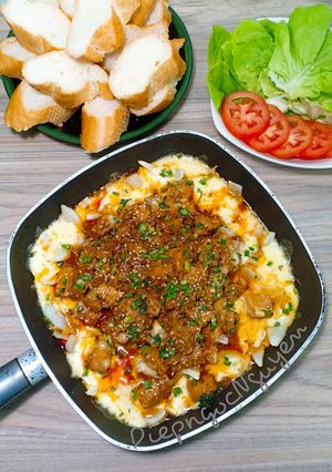 Hình của món Cá Tuna phô mai sốt cay.