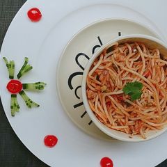 A picture of Peri Peri noodles.