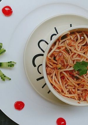 A picture of Peri Peri noodles.