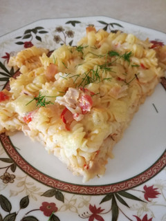 Tejszínes-sajtos-sonkás tészta recept fotója