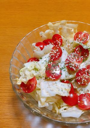 Hình của món Salad bắp cải cà chua bi {塩キャベツサラダ🥗}.