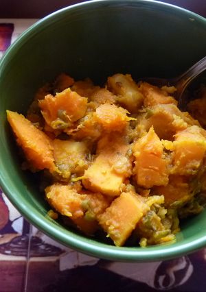 Indiai sült zöldségek mungóbabbal recept fotója