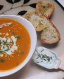 Crema de Zapallo y Jengibre con Yogurt al Ciboulette
