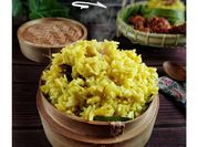Gambar nasi kuning aron kunyit bubuk