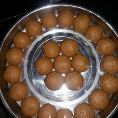 Besan ke ladoo A picture of Besan ke ladoo.