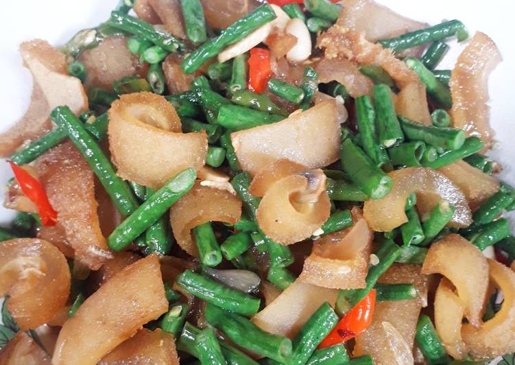 Oseng Kikil Kacang Panjang