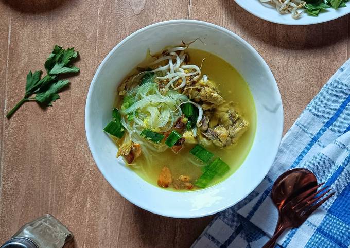 Resep Soto Ayam Bening Khas Solo Oleh Umma Berkreasi - Cookpad