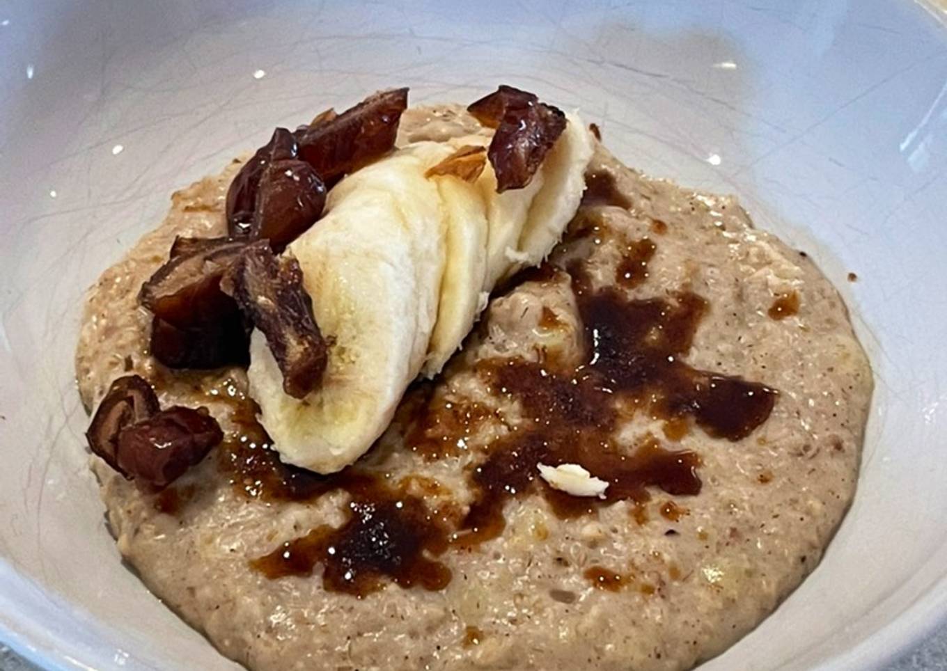 LA Banana Oatmeal With Brown Sugar