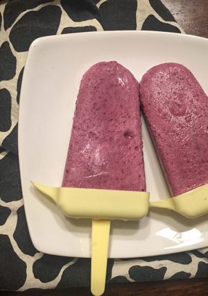 A picture of 2 Ingredient Blueberry Greek Yogurt Pops.