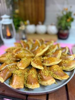 صورة لوصفة قطايف بحشوة اللوز