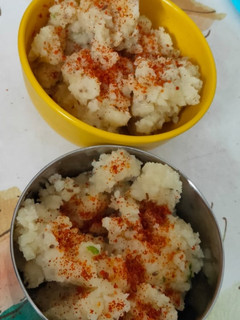 ખીચું (Khichu Recipe In Gujarati) રેસીપી મુખ્ય ફોટો