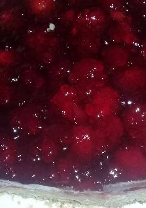 Una foto de Tarta de frutilla con gelatina