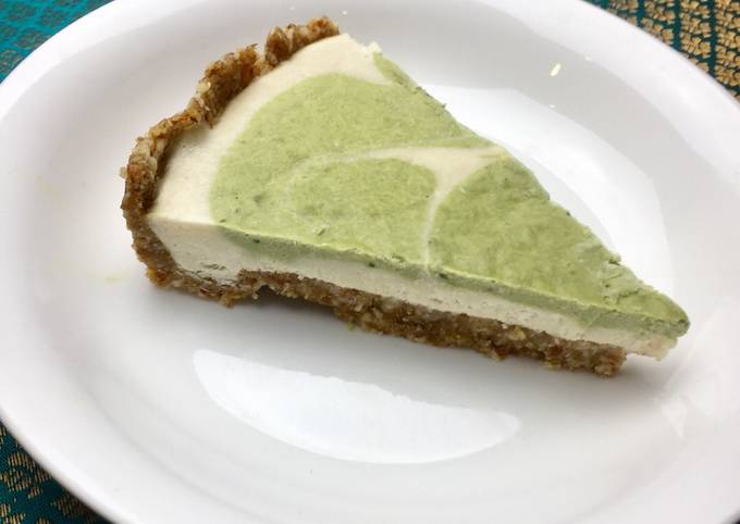 Raw Key lime matcha cheesecake