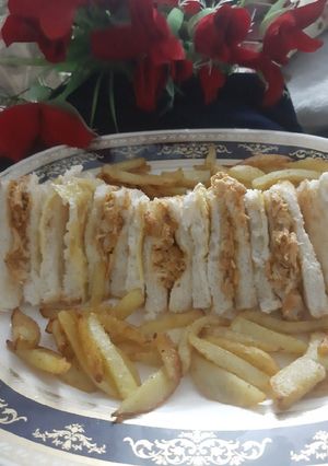 A picture of Bbq chicken club sandwiches.