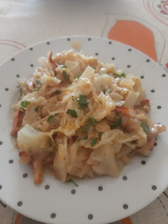 Una foto de Repollo carbonara low carb