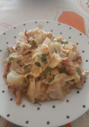 Una foto de Repollo carbonara low carb