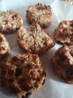 Almás mazsolás zabpehely korong recept fotója