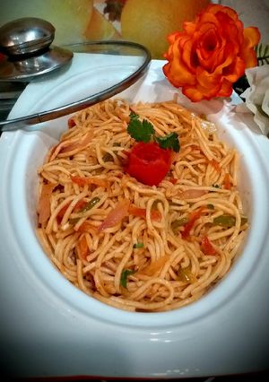 A picture of Hakka Noodles.