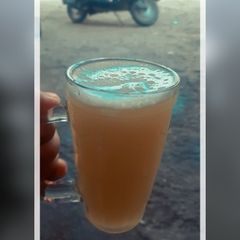 A picture of Sugarcane juice.