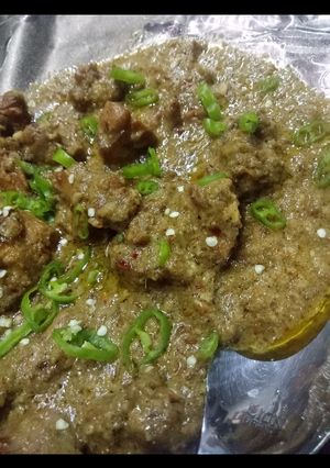 A picture of White karahi.