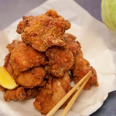 A picture of Crispy Chicken Karaage Recipe | Easy Japanese Style Fried Chicken.