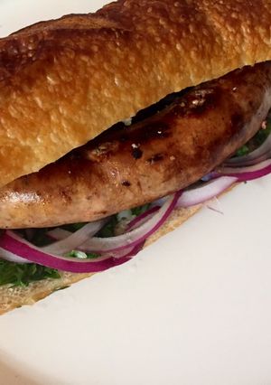 Una foto de Baguette de chorizo argentino
