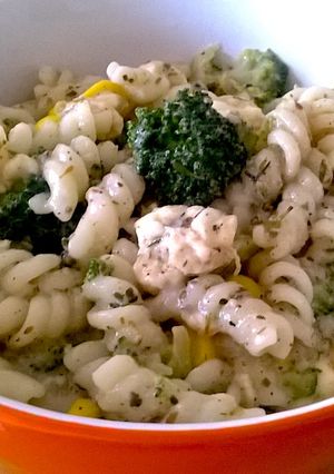 A picture of Italian Pasta salad.
