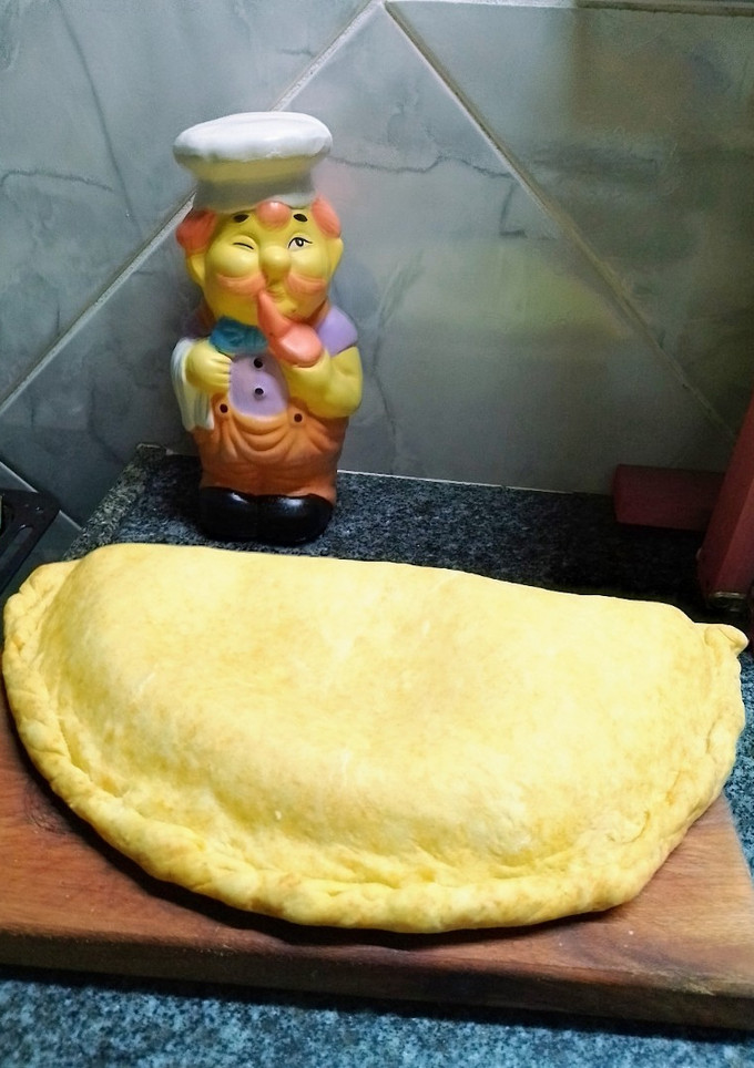 Una foto de Empanada XXL🤩🥟lomito ahumado y queso dambo