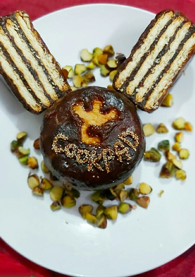 A picture of Dates pie.