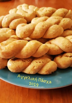 Φωτογραφία της συνταγής Πασχαλινά κουλουράκια !! 🐰🐣