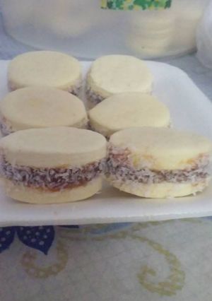 Una foto de Alfajores maizena