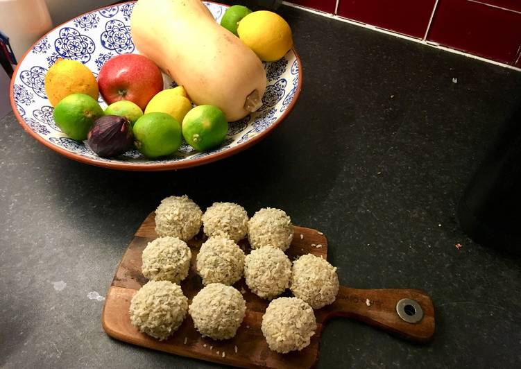 Easiest Way to Make Super Quick Homemade Arancini ai formaggi - deep-fried, risotto balls with melting cheese middle