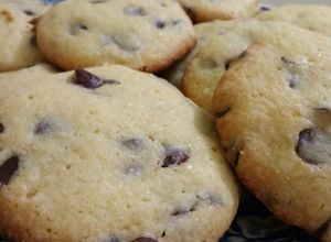 Una foto de Galletas con chispas de chocolate 🍪🍫
