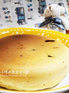 電子鍋料理~巧克力葡萄鬆餅蛋糕 的食譜成品照片