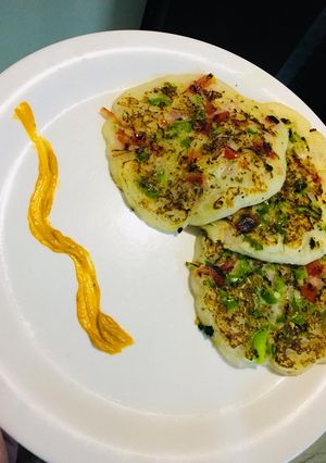 A picture of Suji uttapam.