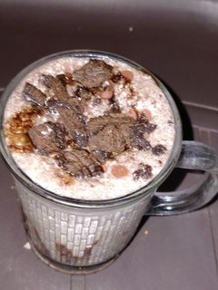 ઓરિઓ મિલ્કશેક (Oreo milkshake Recipe in Gujarati) રેસીપી મુખ્ય ફોટો