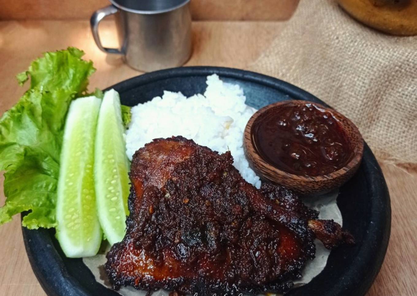 Bebek Bumbu Ireng khas Madura