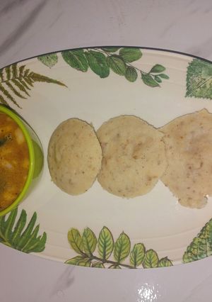 A picture of Horsegram and Samak rice Idli.
