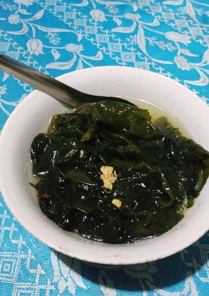 Hình của món Canh rong biển nấu tôm.