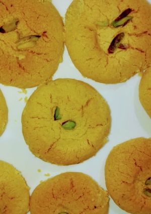 A picture of Besan nankhatai.