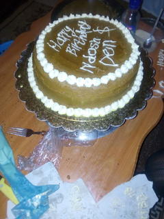 A picture of Plain Vanilla cake.