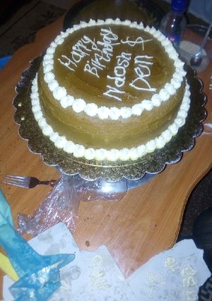 A picture of Plain Vanilla cake.